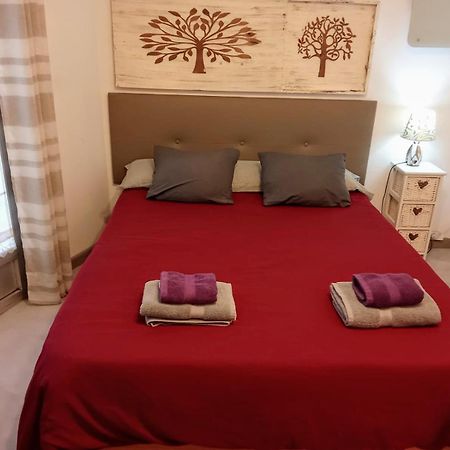 Casita Junto Al Rio En Un Entorno Natural 몬포르테데레모스 외부 사진
