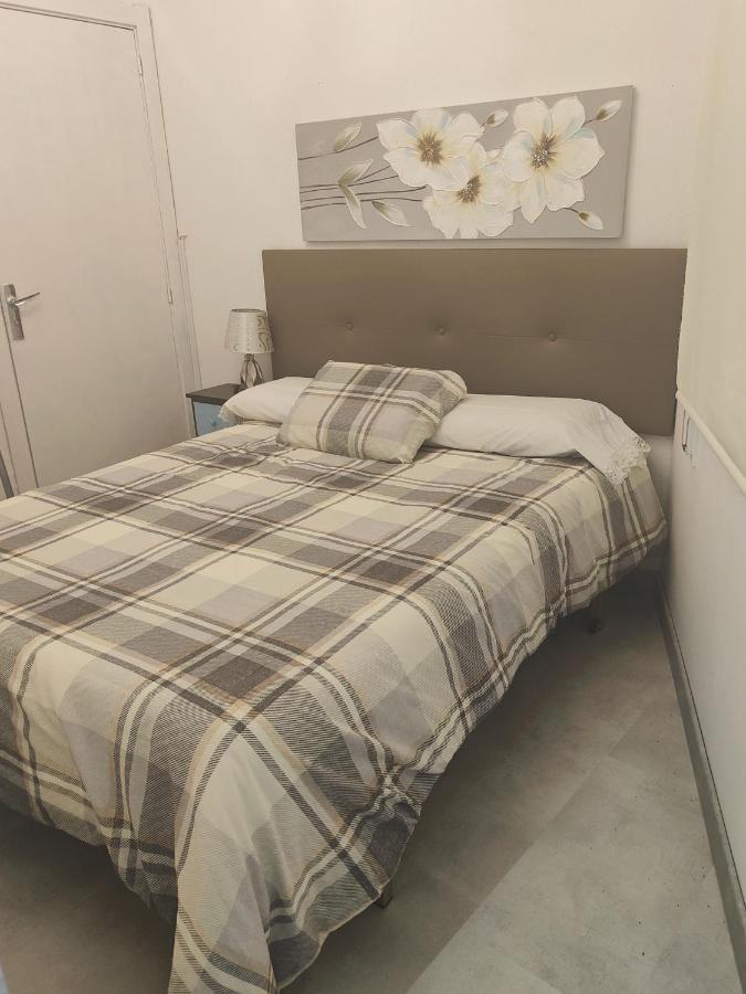 Casita Junto Al Rio En Un Entorno Natural 몬포르테데레모스 외부 사진
