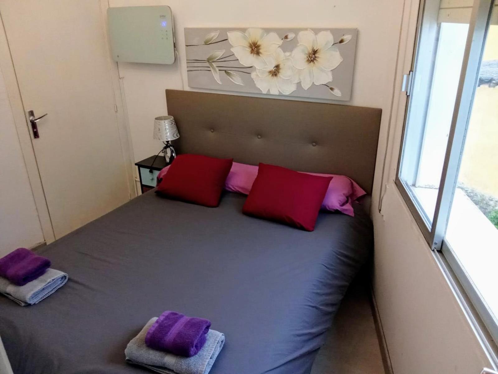 Casita Junto Al Rio En Un Entorno Natural 몬포르테데레모스 외부 사진